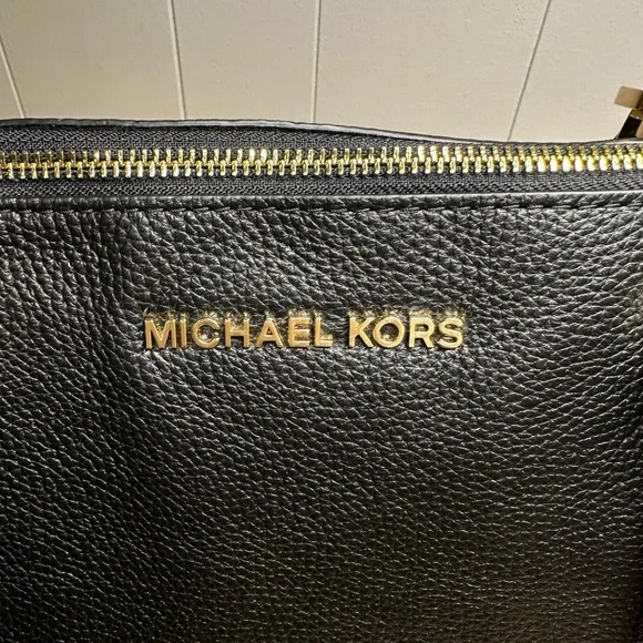 MICHAEL Michael Kors Black and White Leather Tote - Picture 7 of 12